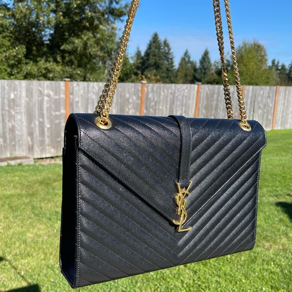 Authentic YSL LARGE ENVELOPE CHAIN BAG in Black - Picture 3 of 14